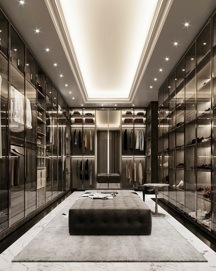 Walk-in Closet